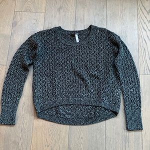 Kenzie Women’s sweater